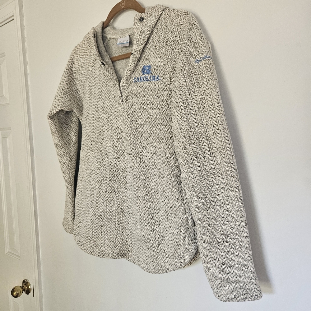 Columbia Women's NC Tar Heels Darling‎ Days Raglan Fleece Pullover Size Small - Picture 2 of 9